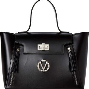 Love this bag new Valentino
